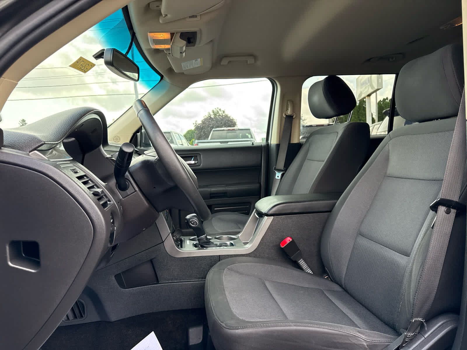 Used 2019 Ford Flex SE FWD image 11