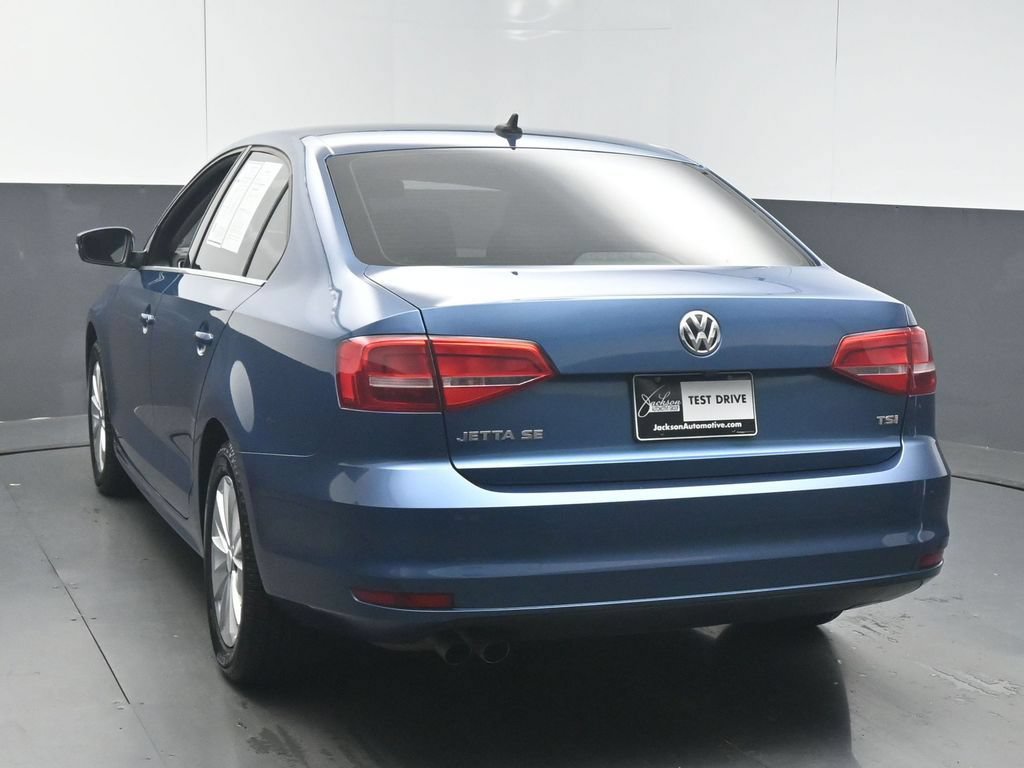 Used 2015 Volkswagen Jetta SE FWD image 6