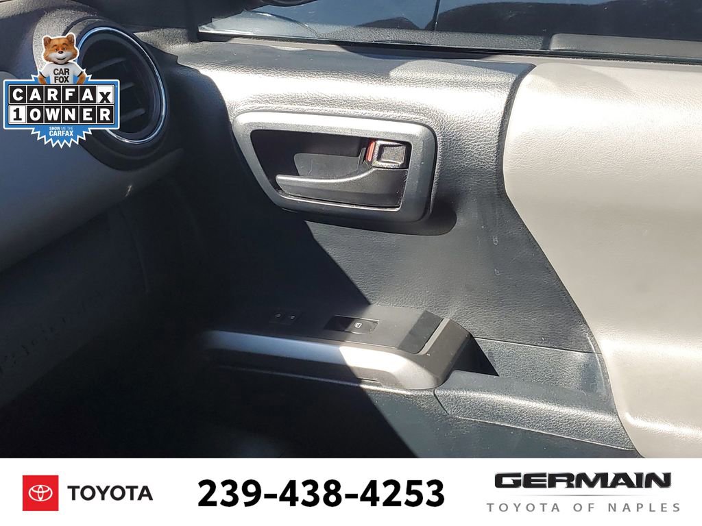 Used 2016 Toyota Tacoma SR image 27