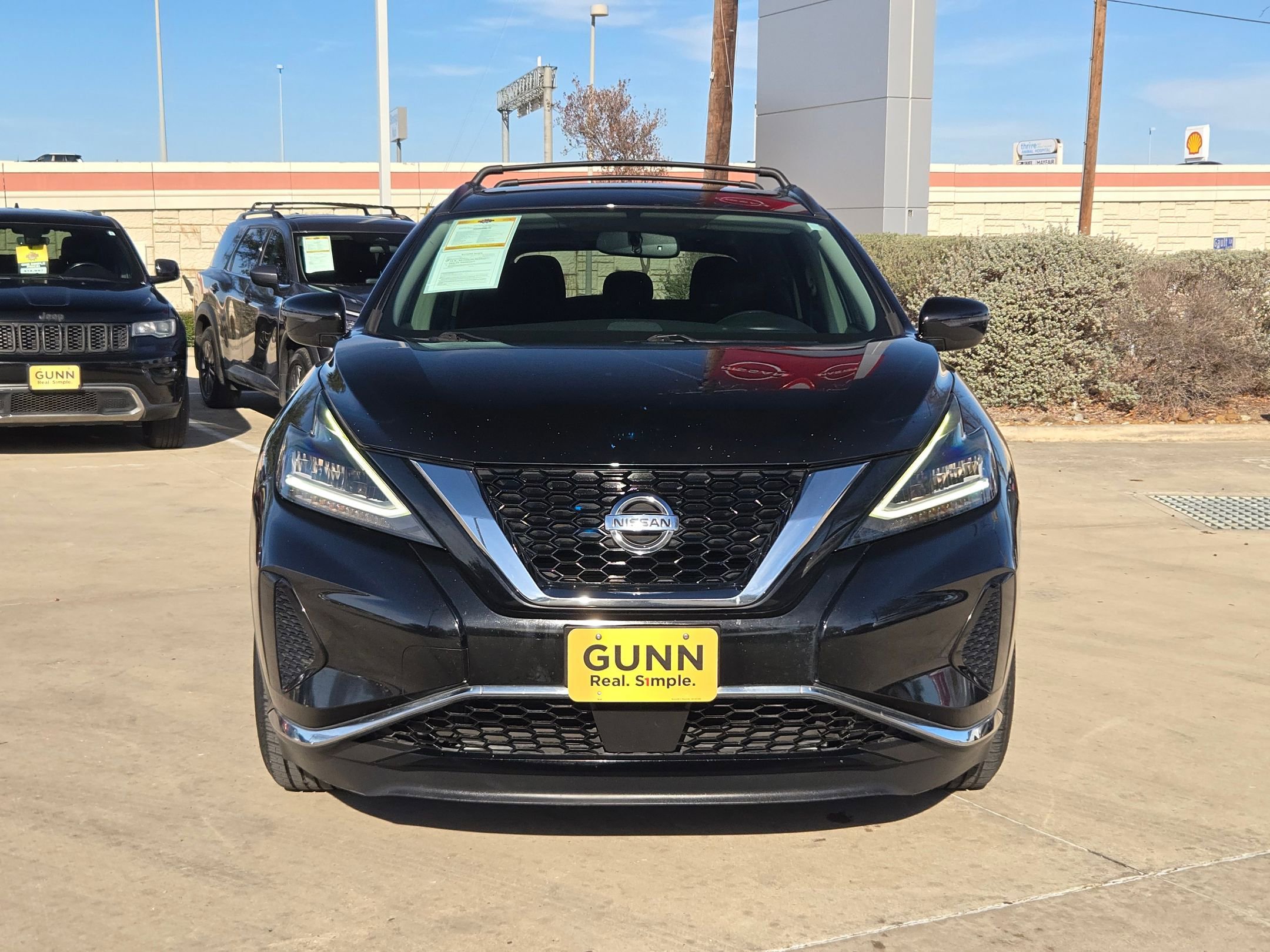 Used 2019 Nissan Murano SV image 2