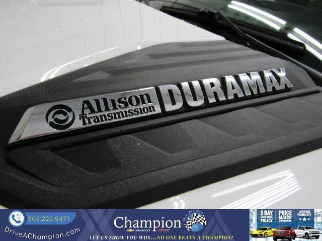 Used 2022 Chevrolet Silverado 3500 High Country w/ Safety Package II AWD/4WD image 5