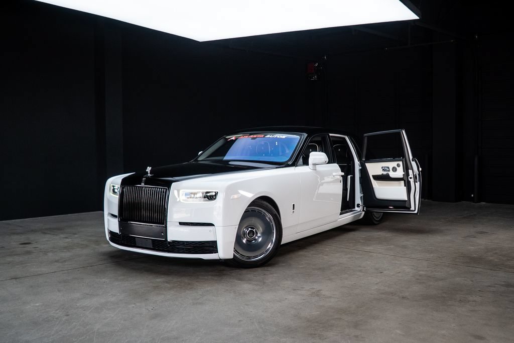 Used 2019 Rolls-Royce Phantom Sedan RWD image 62