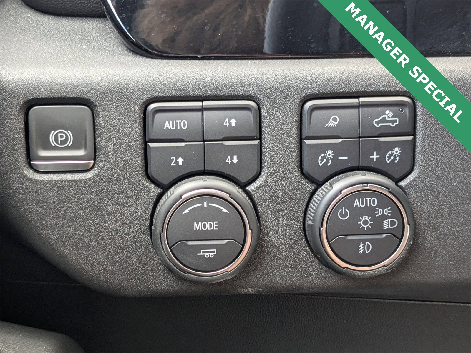 Used 2024 Chevrolet Silverado 2500 LTZ image 23