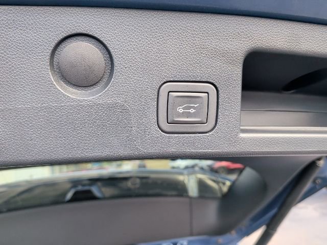 Certified 2025 Chevrolet Equinox LT w/ Convenience Package II image 12