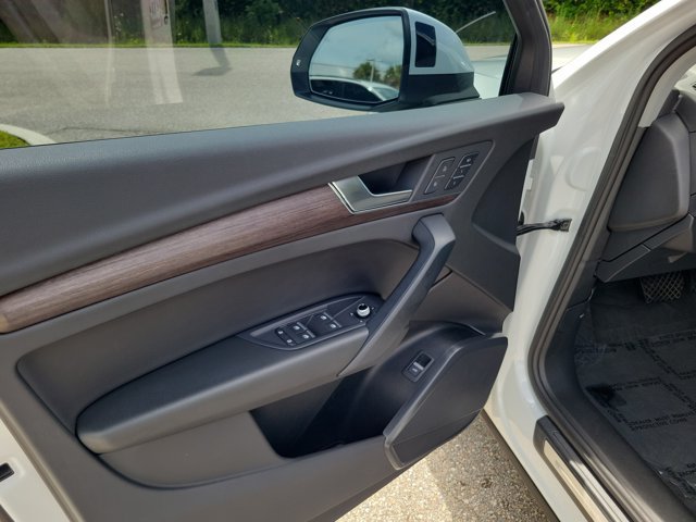 Used 2022 Audi Q5 2.0T Premium AWD/4WD image 18