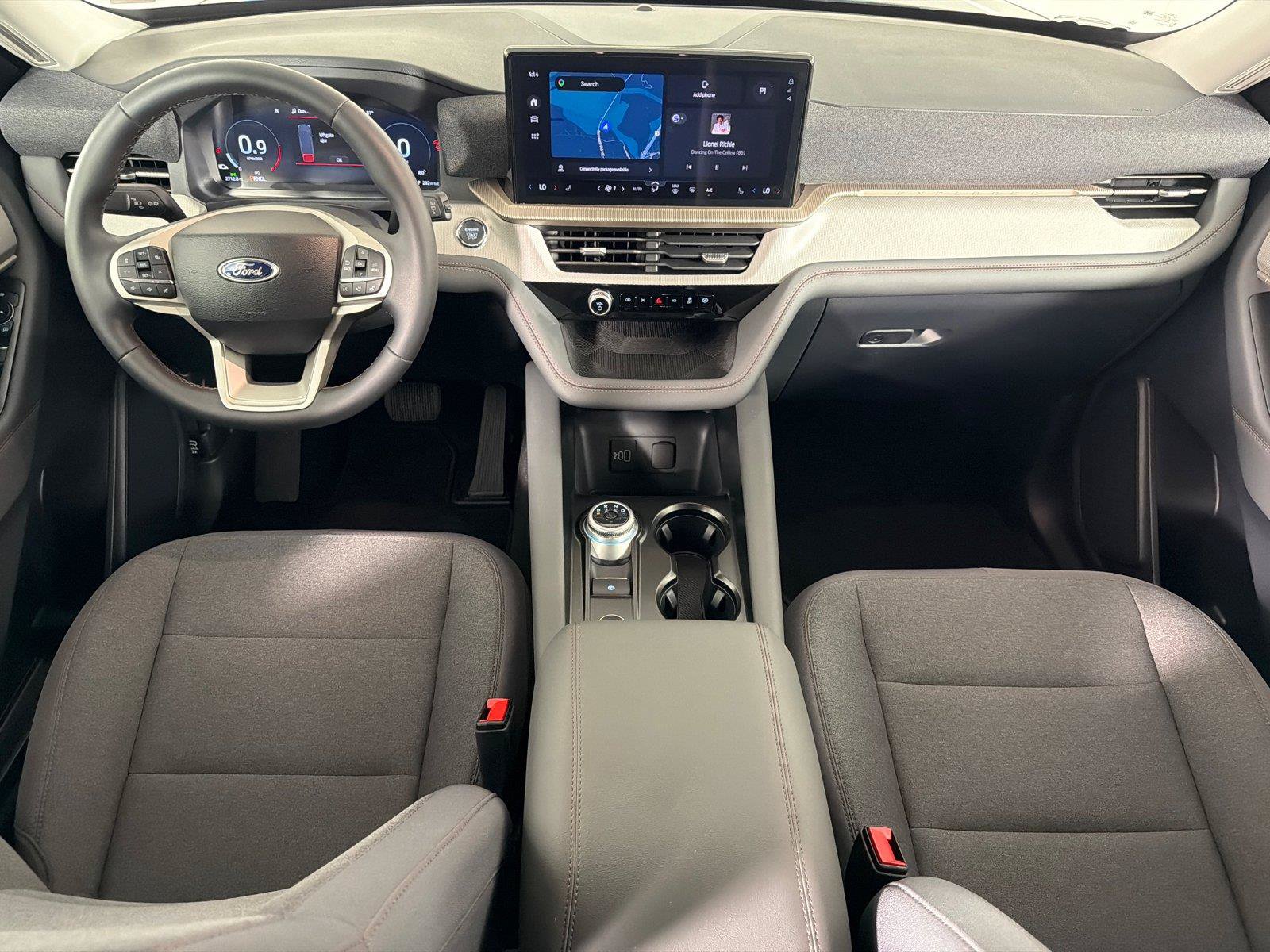 Used 2026 Ford Explorer Active RWD image 23