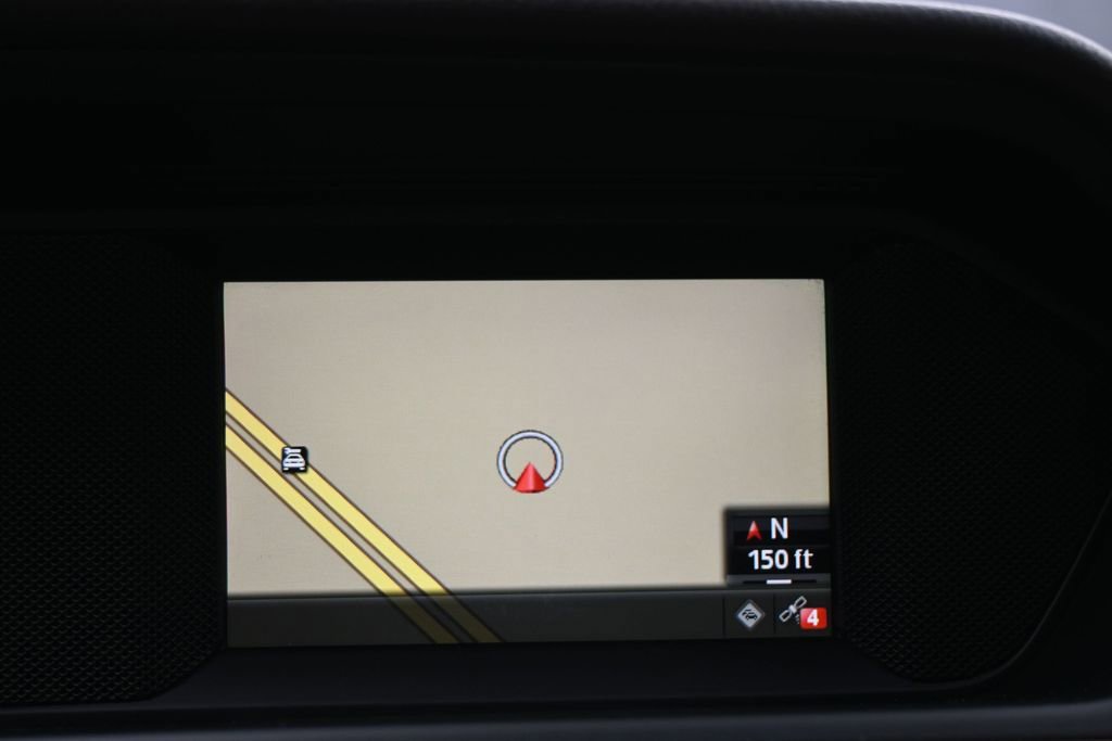 Used 2013 Mercedes-Benz C 250 Sedan image 14