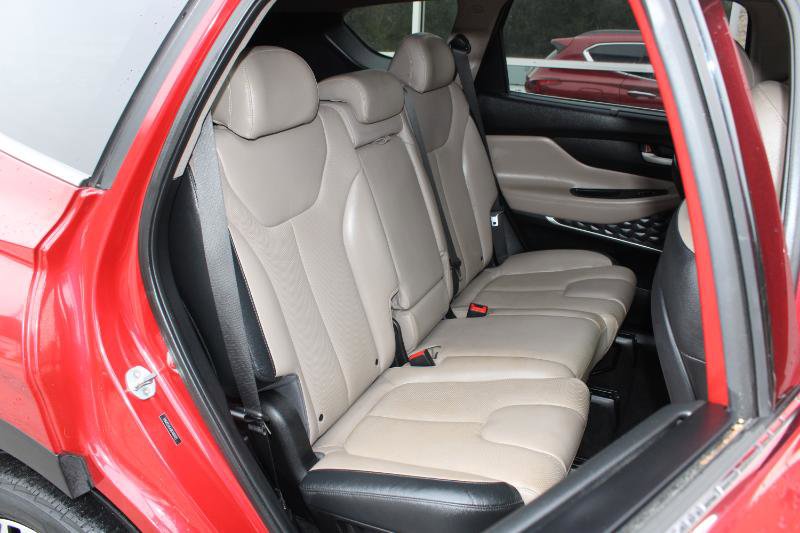 Used 2019 Hyundai Santa Fe Ultimate 2.0T Auto FWD w/ Cargo Package image 13