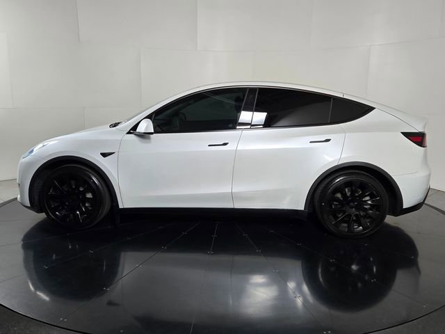 Used 2021 Tesla Model Y Long Range AWD/4WD image 3