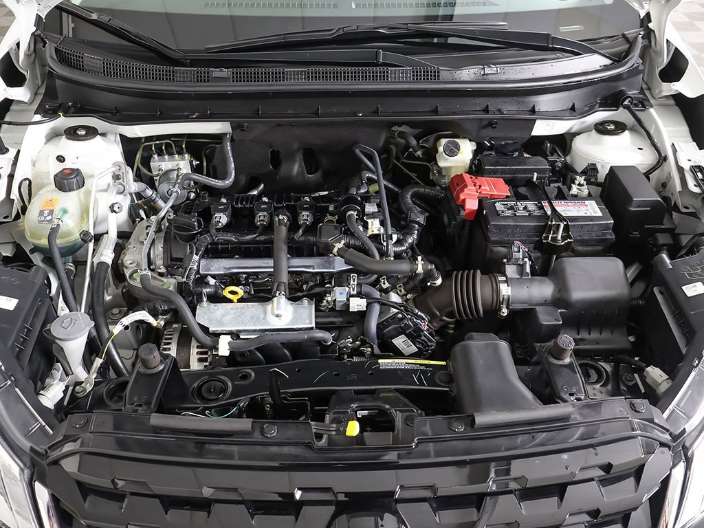 Used 2023 Nissan Kicks SV image 18