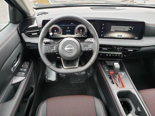 New 2026 Nissan Kicks SR w/ SR Premium Package AWD/4WD image 16