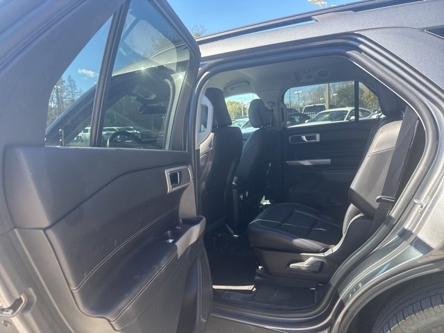 Certified 2022 Ford Explorer XLT w/ Equipment Group 202A image 13
