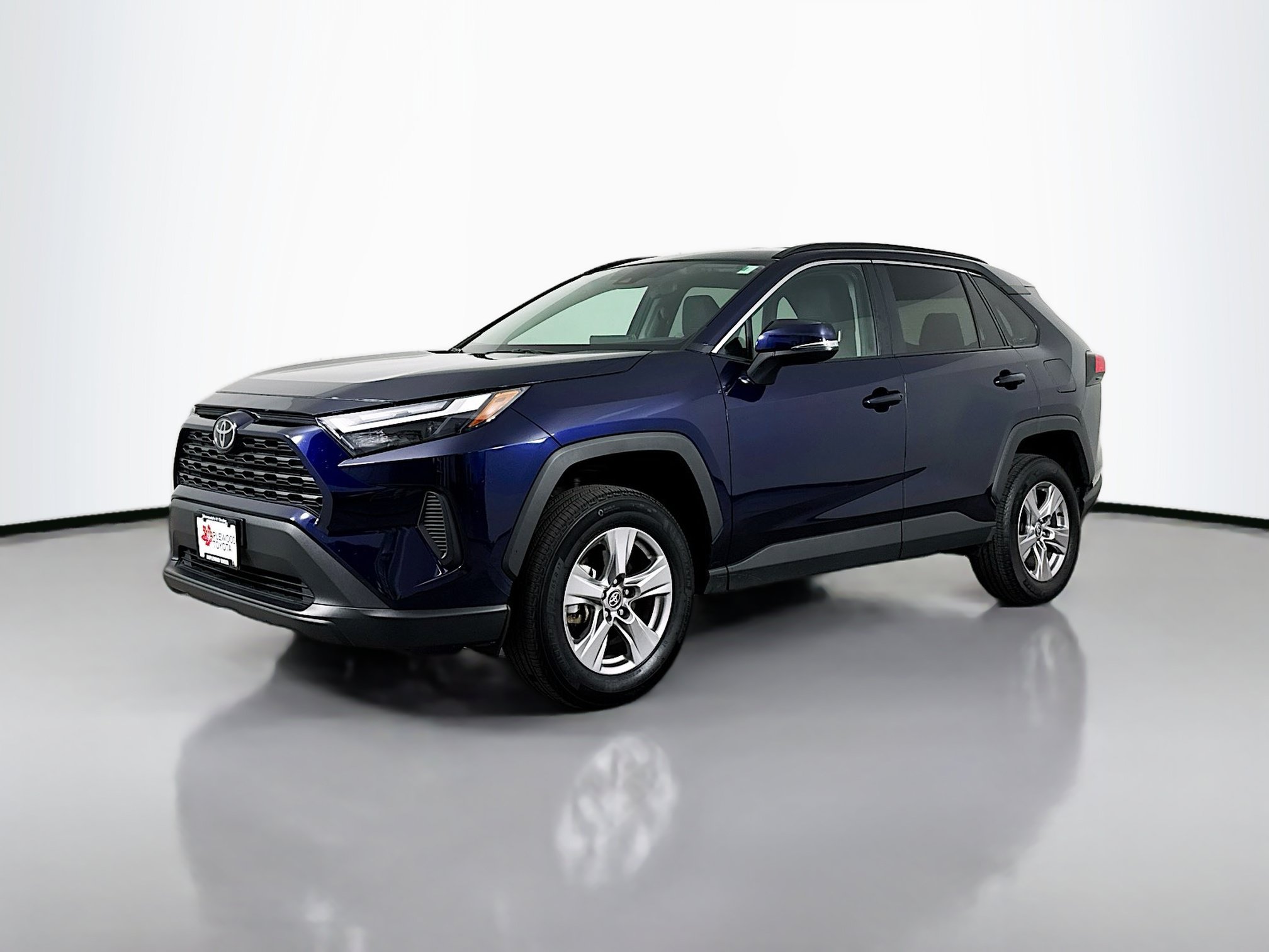 Certified 2025 Toyota RAV4 XLE AWD/4WD image 3