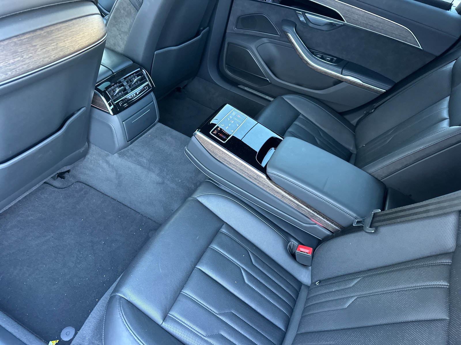 Used 2019 Audi A8 L 3.0T AWD/4WD image 12