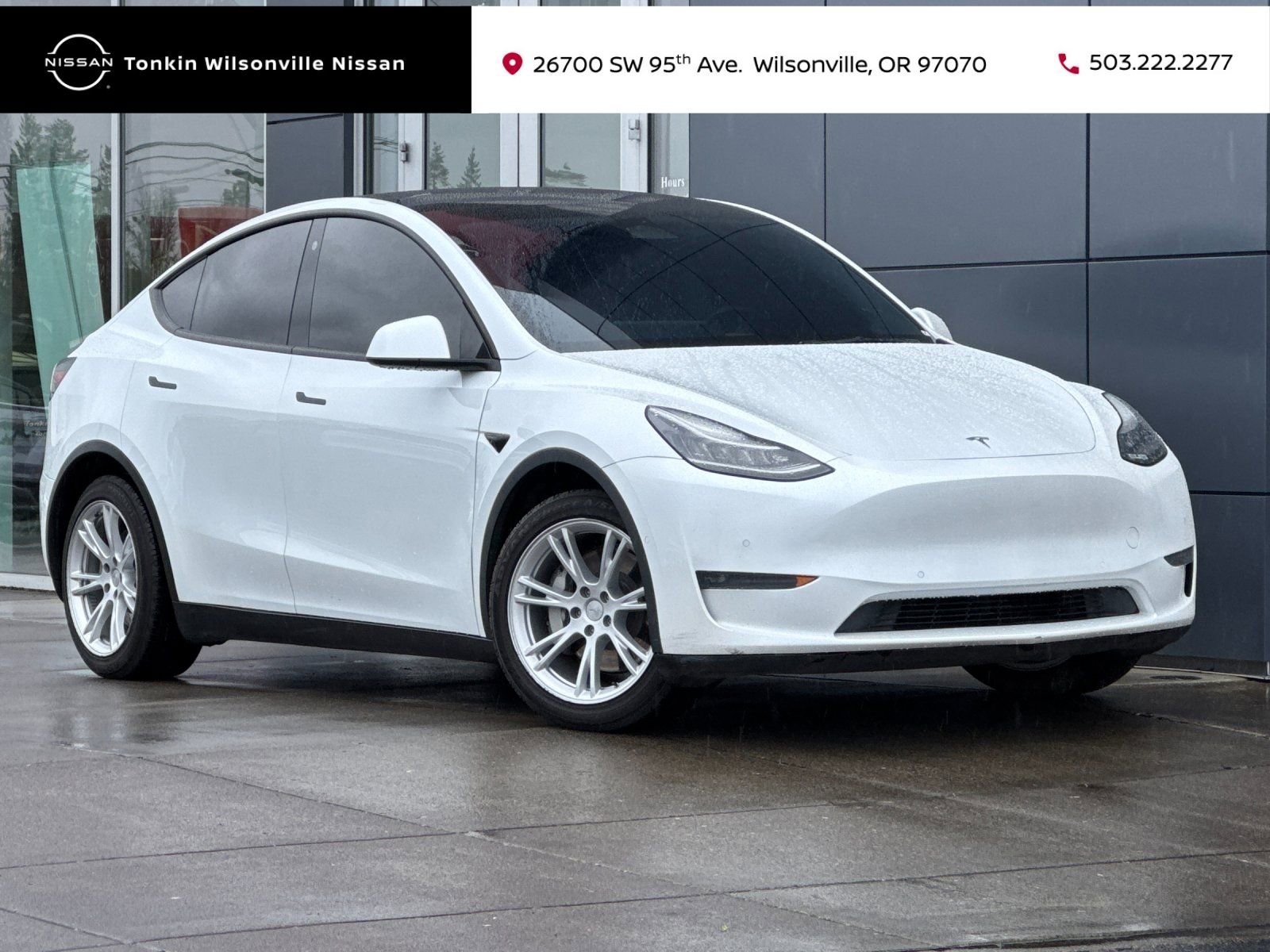 Used 2021 Tesla Model Y Long Range AWD/4WD image 1