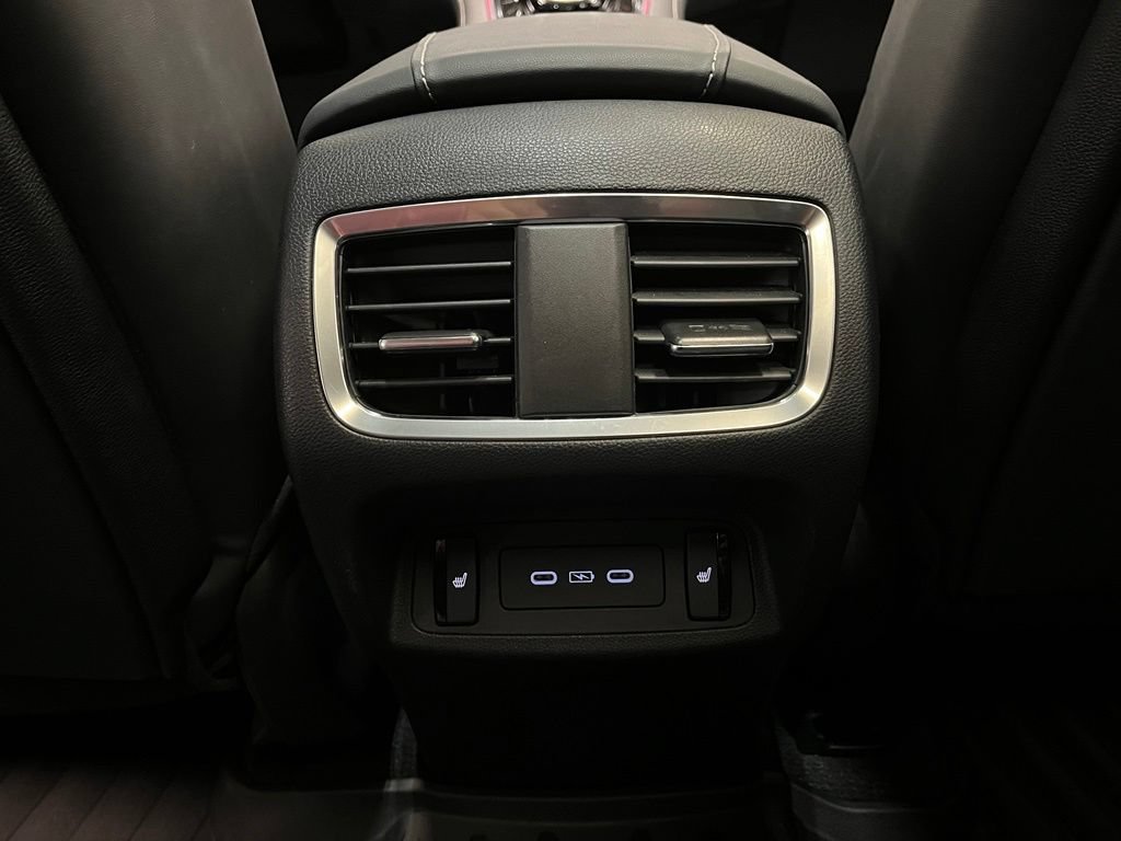 Used 2022 Acura RDX w/ Advance Package AWD/4WD image 16
