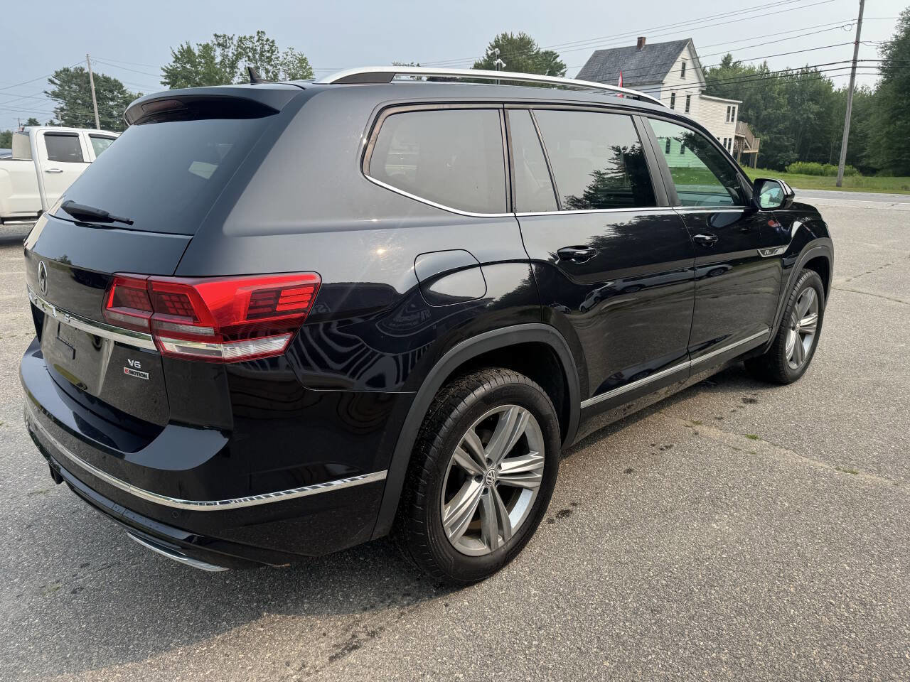 Used 2019 Volkswagen Atlas SEL R-Line image 7
