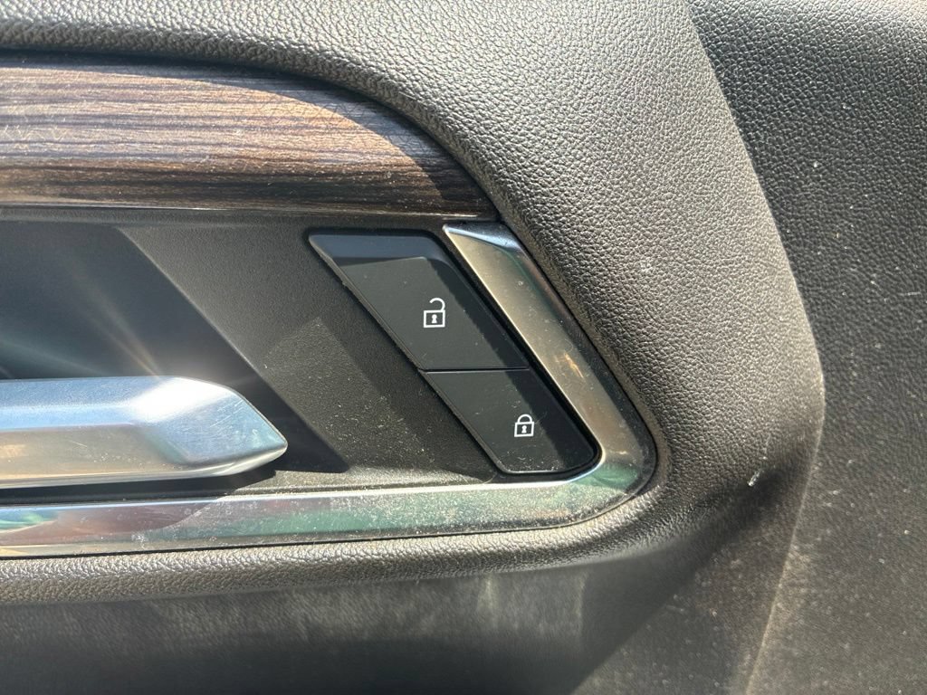 Used 2022 Chevrolet Silverado 1500 LT w/ Texas Edition Plus RWD image 7