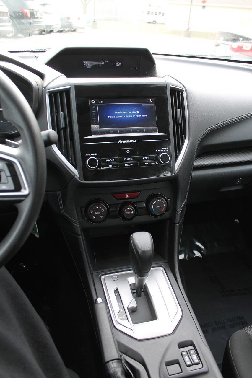 Used 2017 Subaru Impreza 2.0i Premium image 30