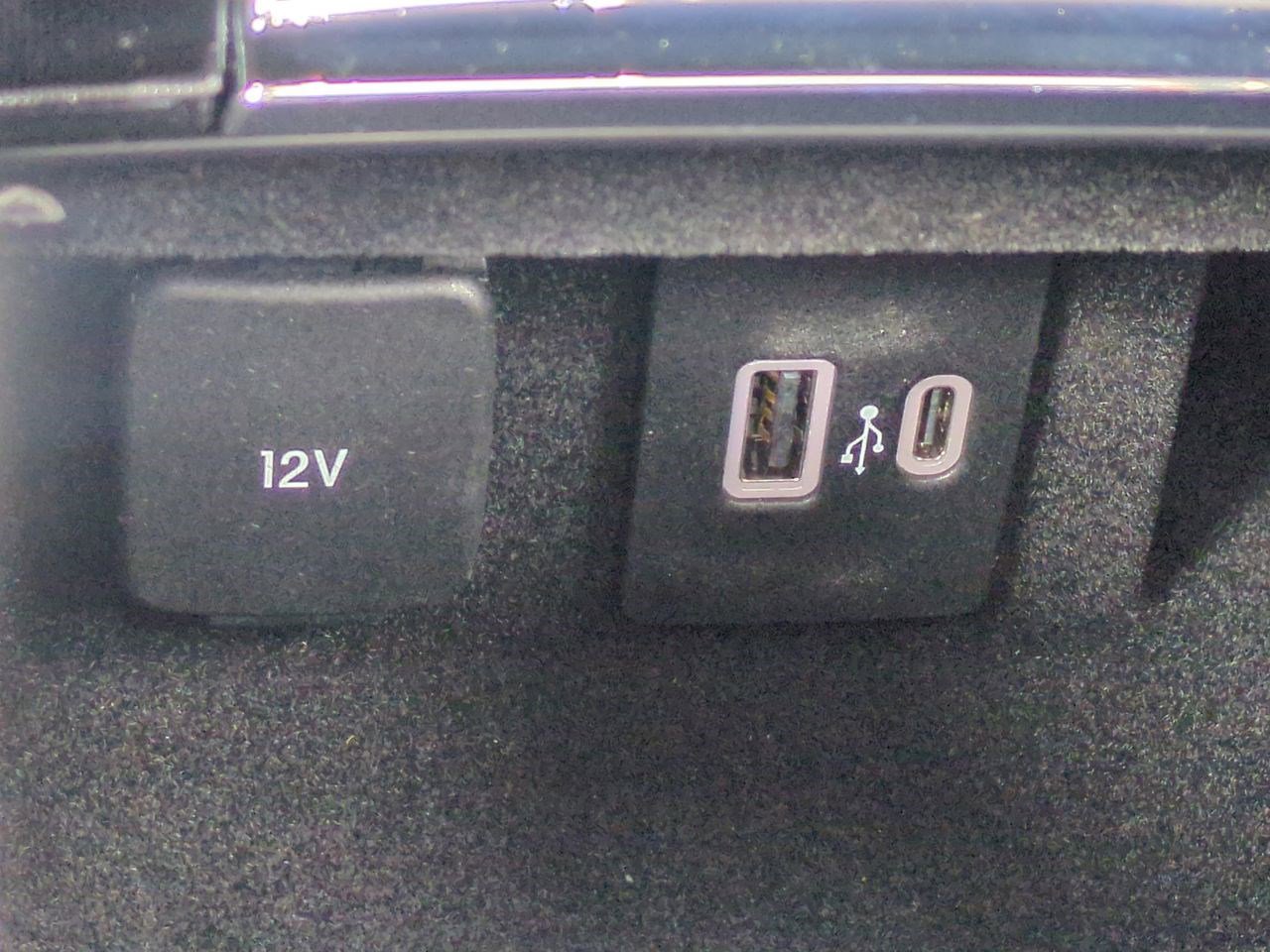 Used 2025 Lincoln Corsair Grand Touring image 25