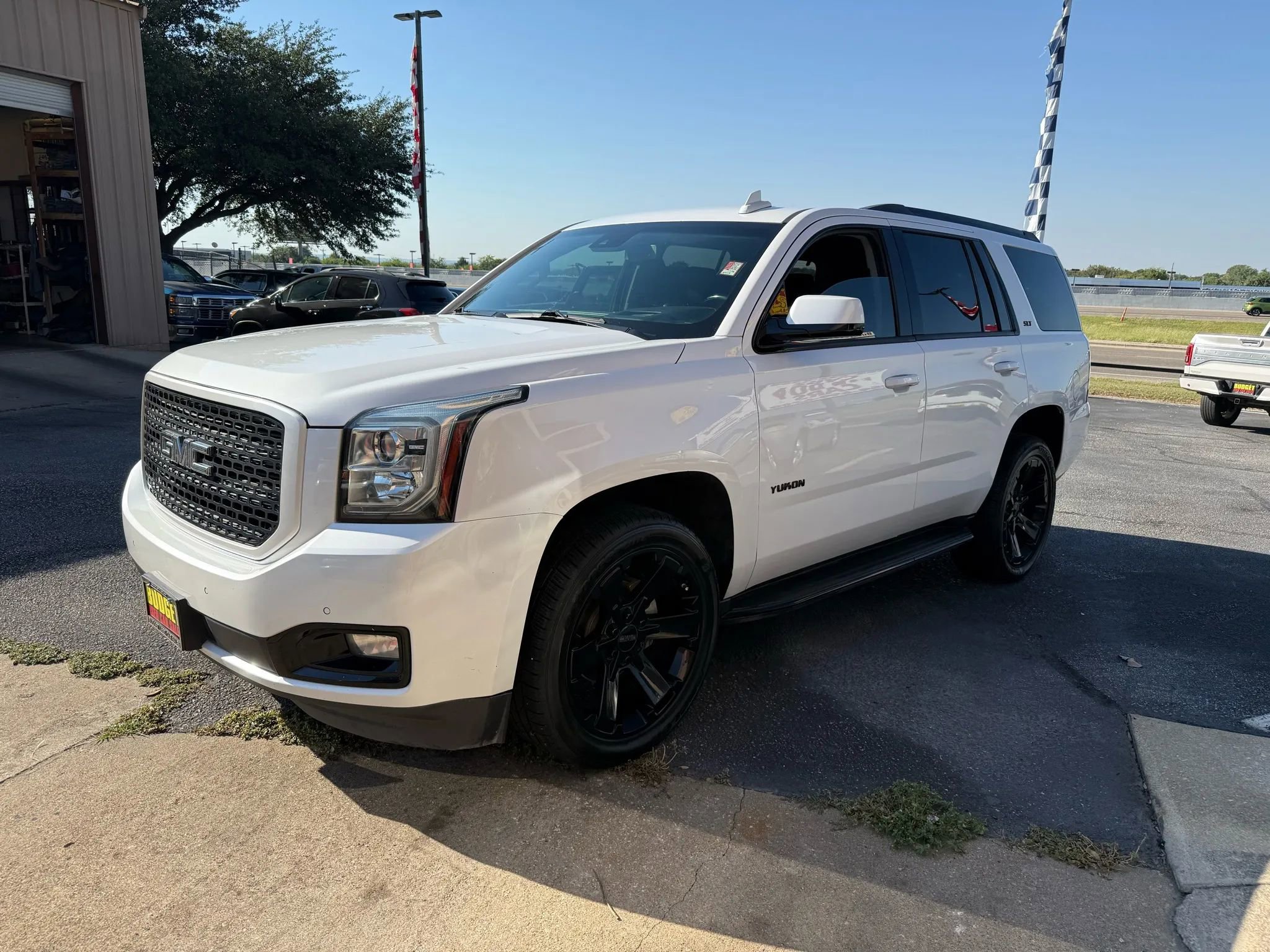 Used 2019 GMC Yukon SLT w/ Graphite Performance Edition
