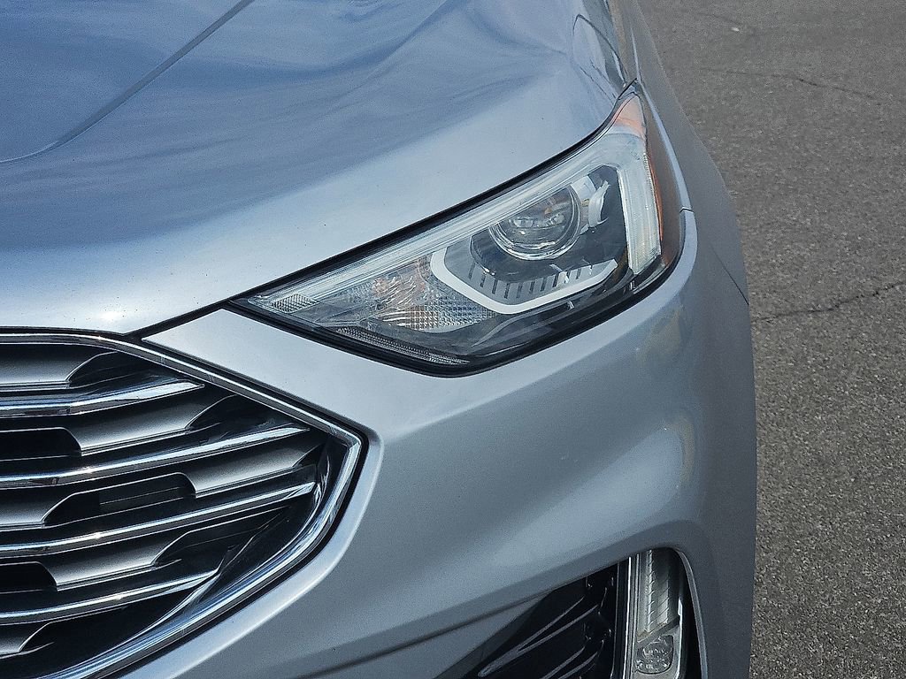 Used 2021 Ford Edge SEL image 9