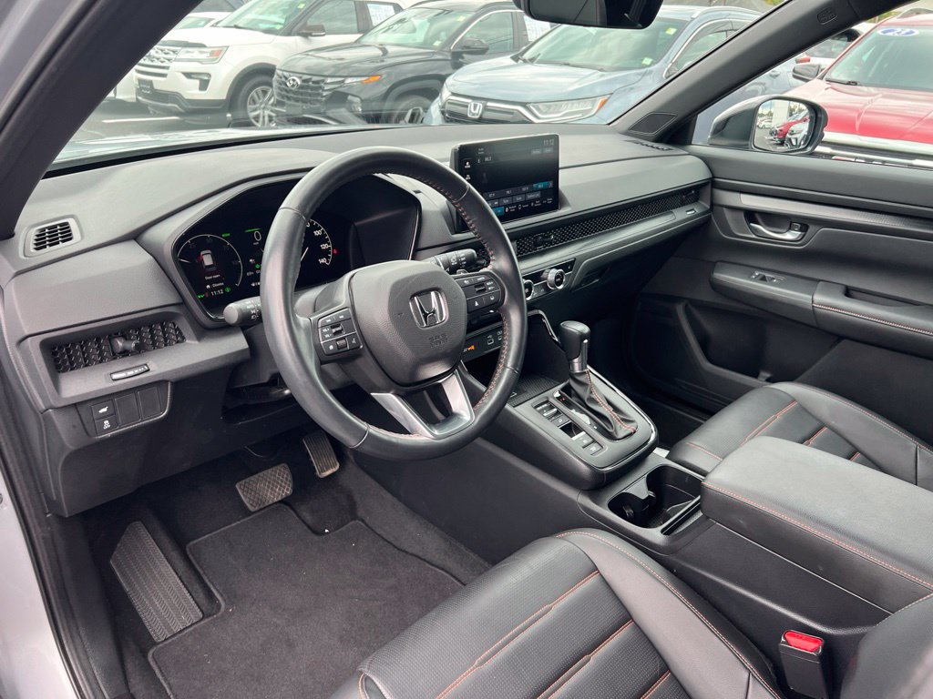 Used 2025 Honda CR-V Sport-L image 9