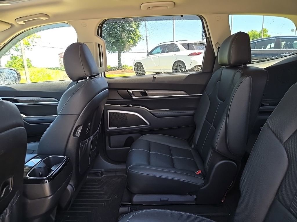 Certified 2021 Kia Telluride EX w/ EX Premium Package AWD/4WD image 35