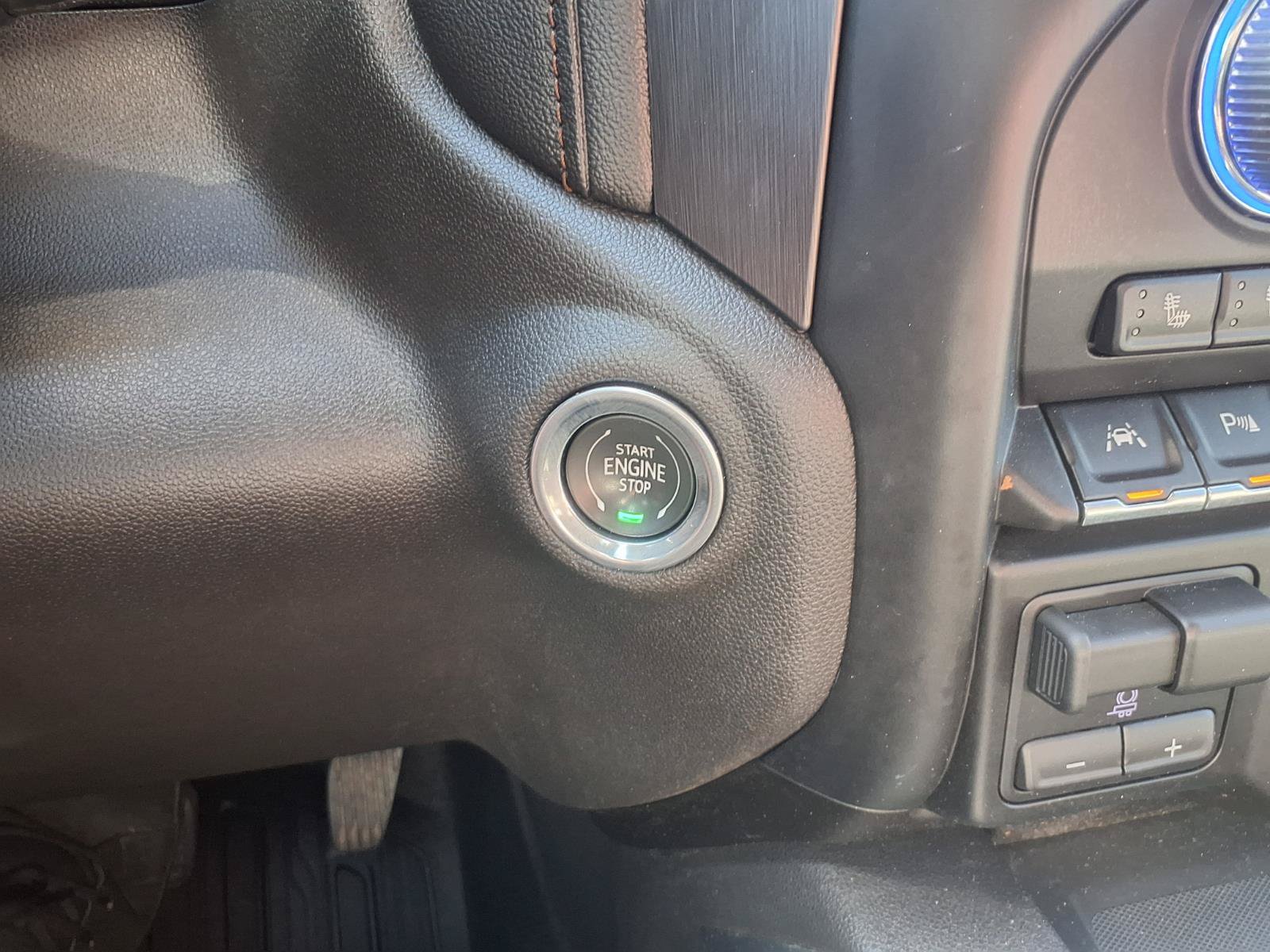 Used 2019 GMC Sierra 1500 AT4 w/ AT4 Premium Package AWD/4WD image 21