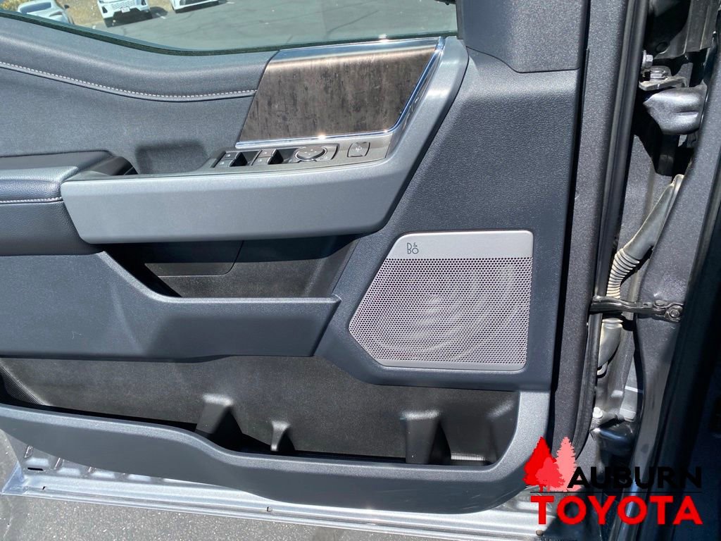 Used 2024 Ford F250 Lariat AWD/4WD image 33