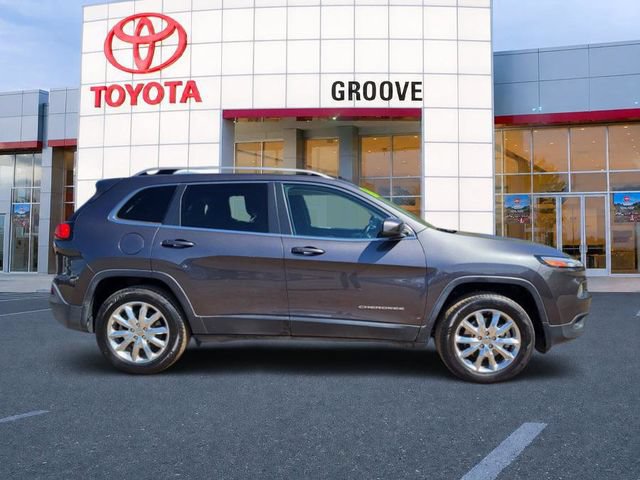 Used 2016 Jeep Cherokee Limited AWD/4WD image 7