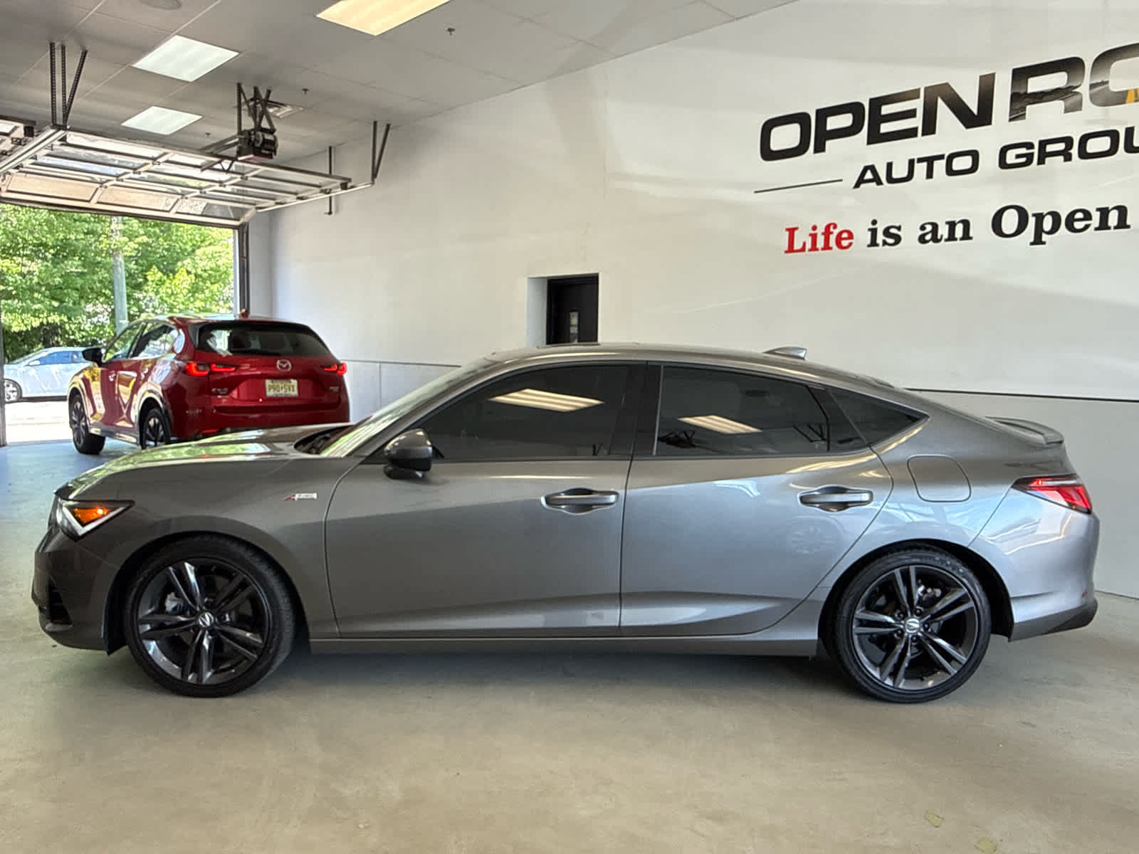 Used 2024 Acura Integra A-Spec FWD image 4
