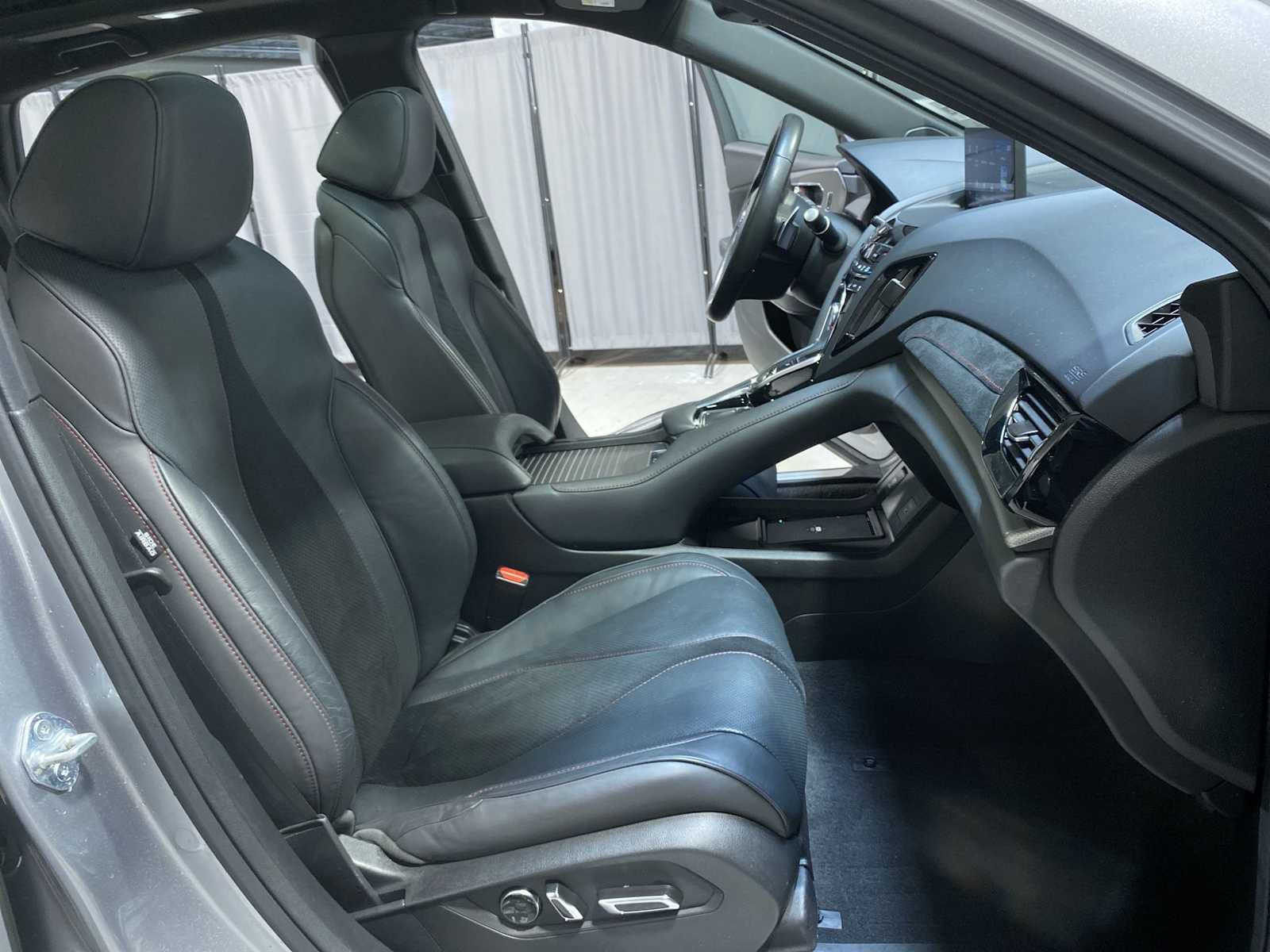 Certified 2024 Acura RDX w/ Advance Package AWD/4WD image 14