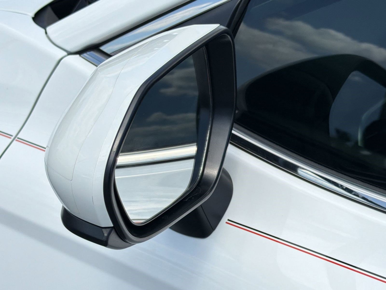 Certified 2021 Toyota Camry SE image 21