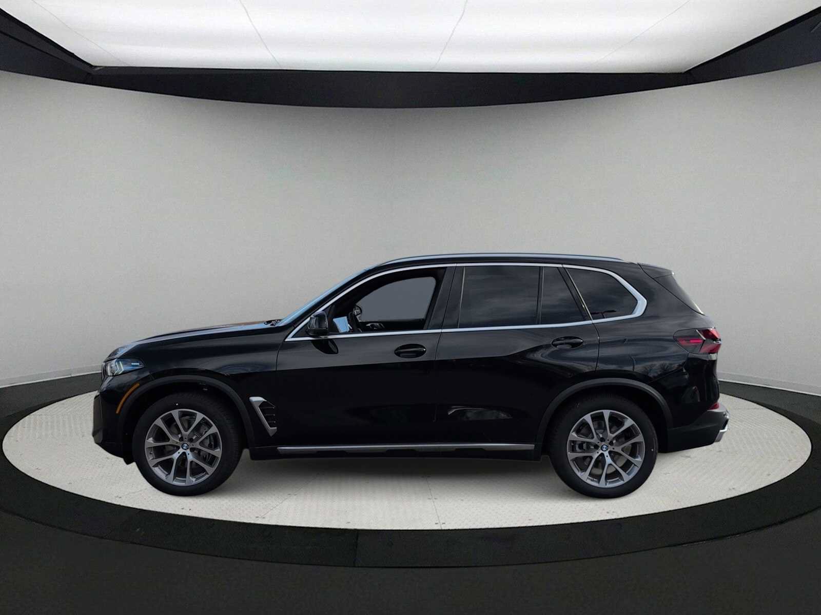 Used 2026 BMW X5 xDrive40i w/ Premium Package AWD/4WD image 5