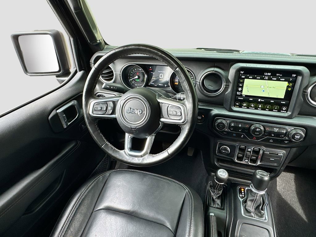 Used 2023 Jeep Wrangler Unlimited Sahara w/ Cold Weather Group AWD/4WD image 16