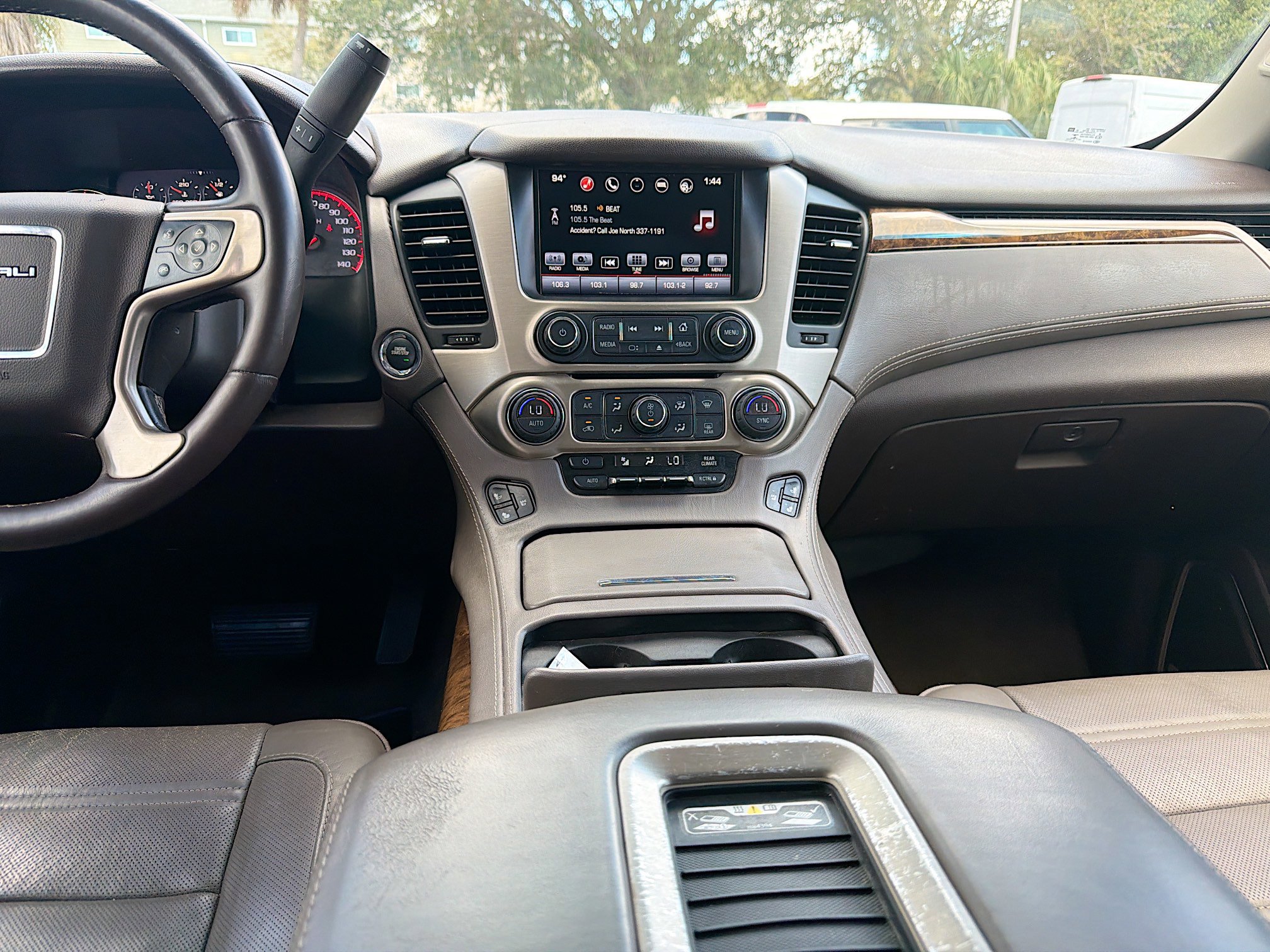 Used 2016 GMC Yukon Denali w/ Open Road Package image 20