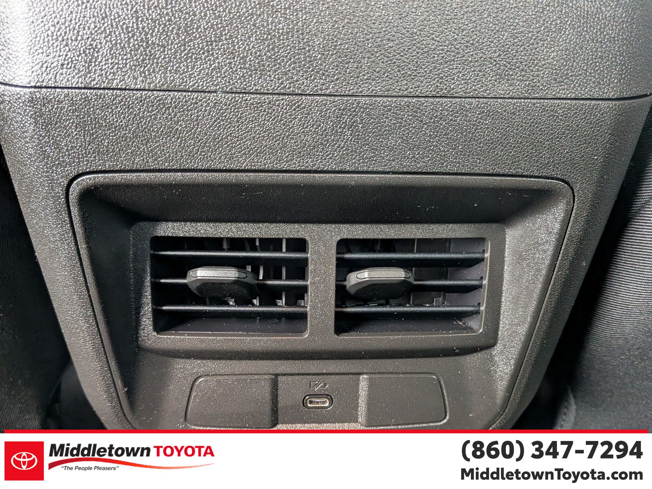 Used 2023 Chevrolet Colorado LT w/ Advanced Trailering Package AWD/4WD image 28