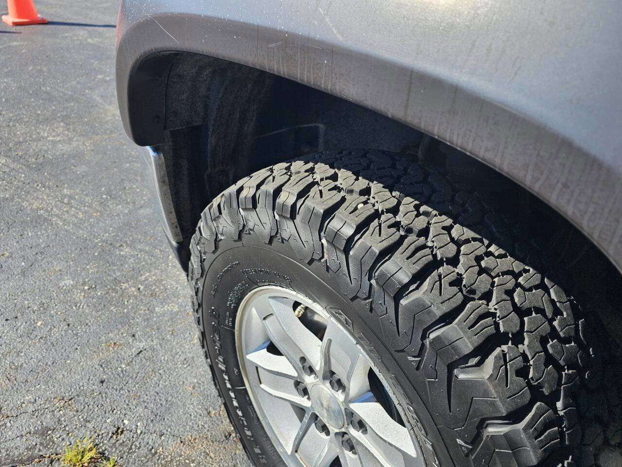 Used 2008 GMC Sierra 1500 SLT w/ SLE/SLT Trailering Package image 11