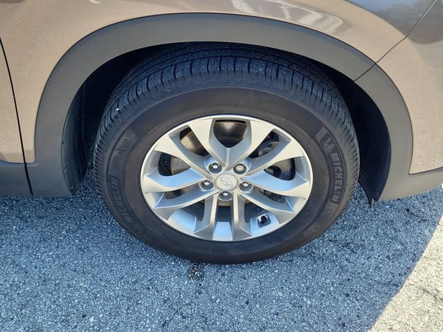 Used 2020 Hyundai Santa Fe SEL w/ Cargo Package FWD image 7