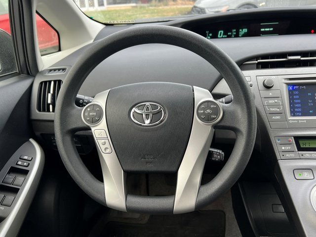 Used 2013 Toyota Prius Three image 19