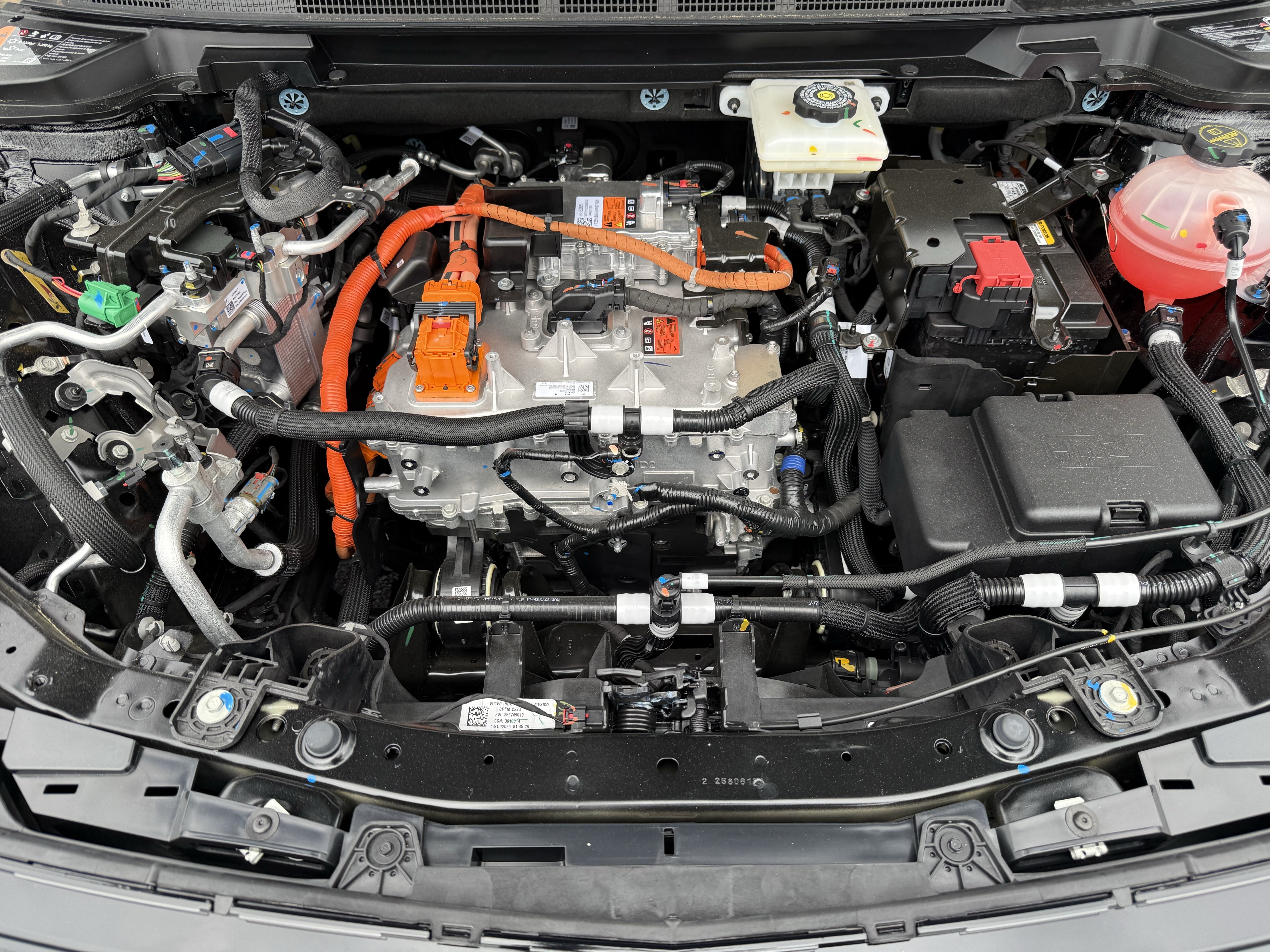 New 2026 Chevrolet Equinox EV LT FWD image 33