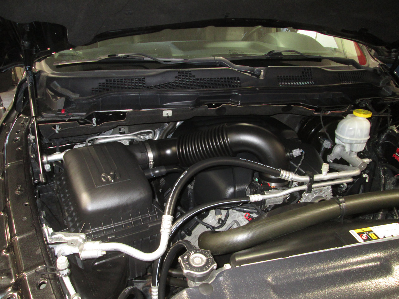 Used 2018 RAM 1500 Laramie w/ Convenience Group image 38