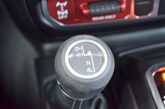 New 2026 Jeep Gladiator Sport AWD/4WD image 24