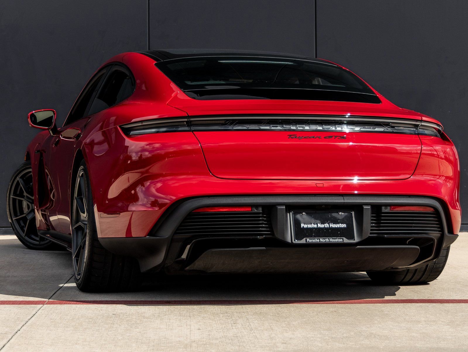 Used 2025 Porsche Taycan GTS image 3