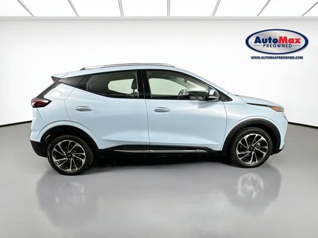 Used 2023 Chevrolet Bolt EUV Premier w/ Sun & Sound Package FWD image 10