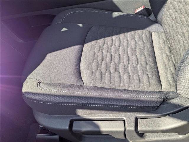 New 2025 Nissan Pathfinder S image 4