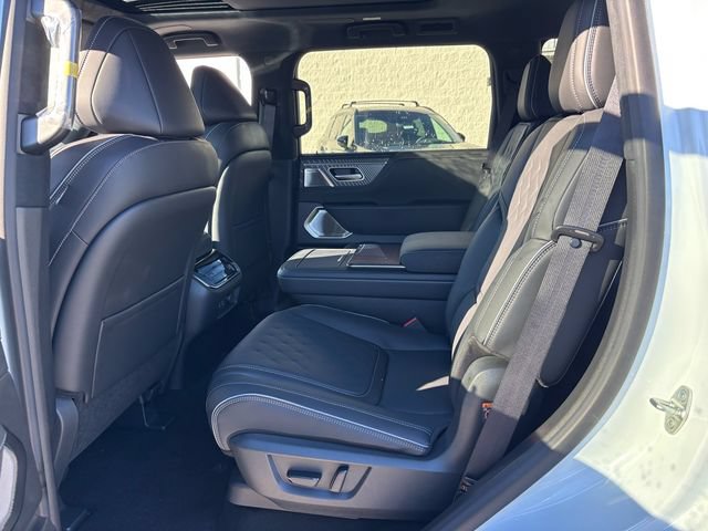 New 2026 INFINITI QX80 Autograph w/ Premium Cargo Package AWD/4WD image 13