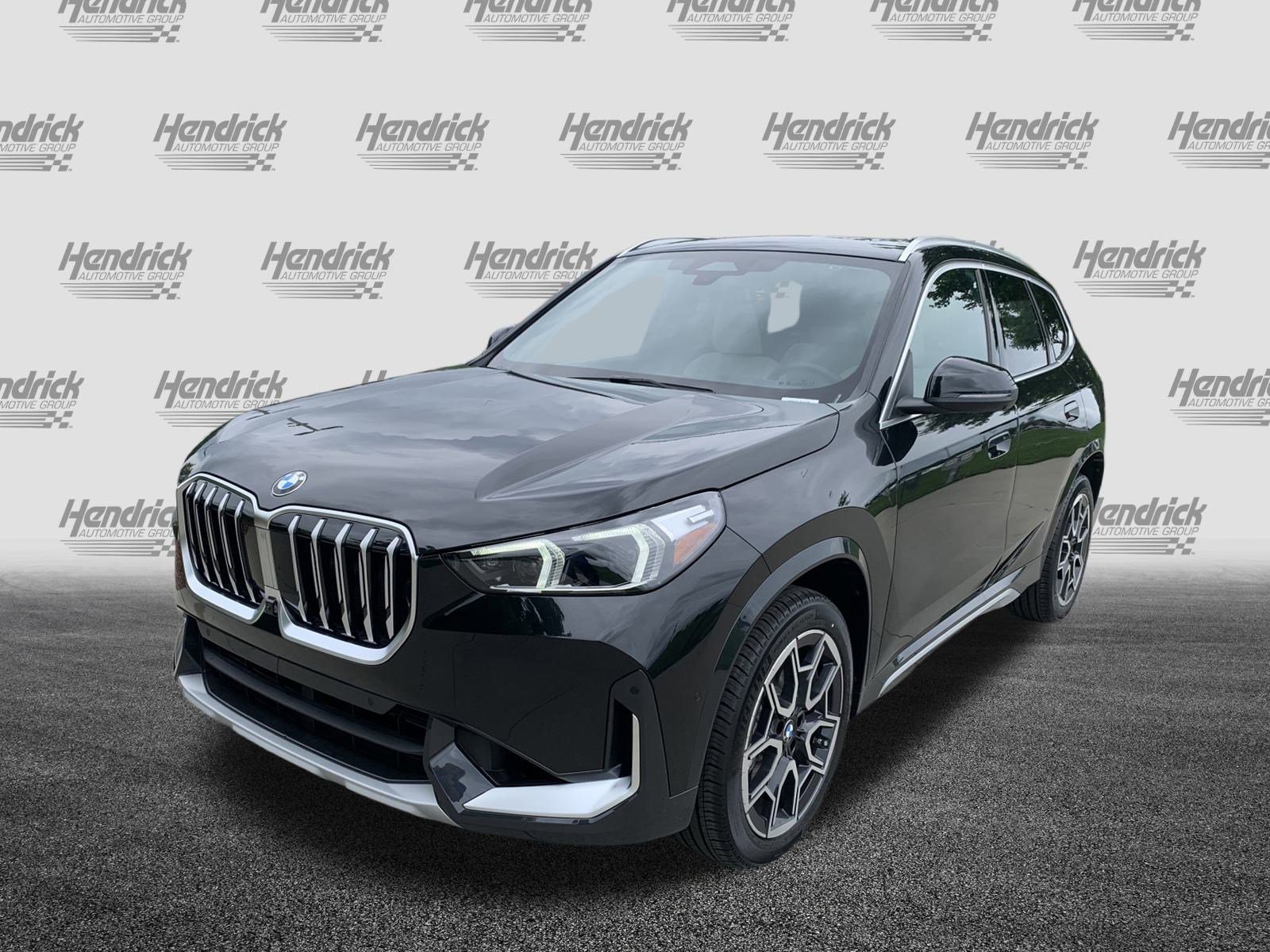 Certified 2025 BMW X1 xDrive28i w/ Premium Package image 5