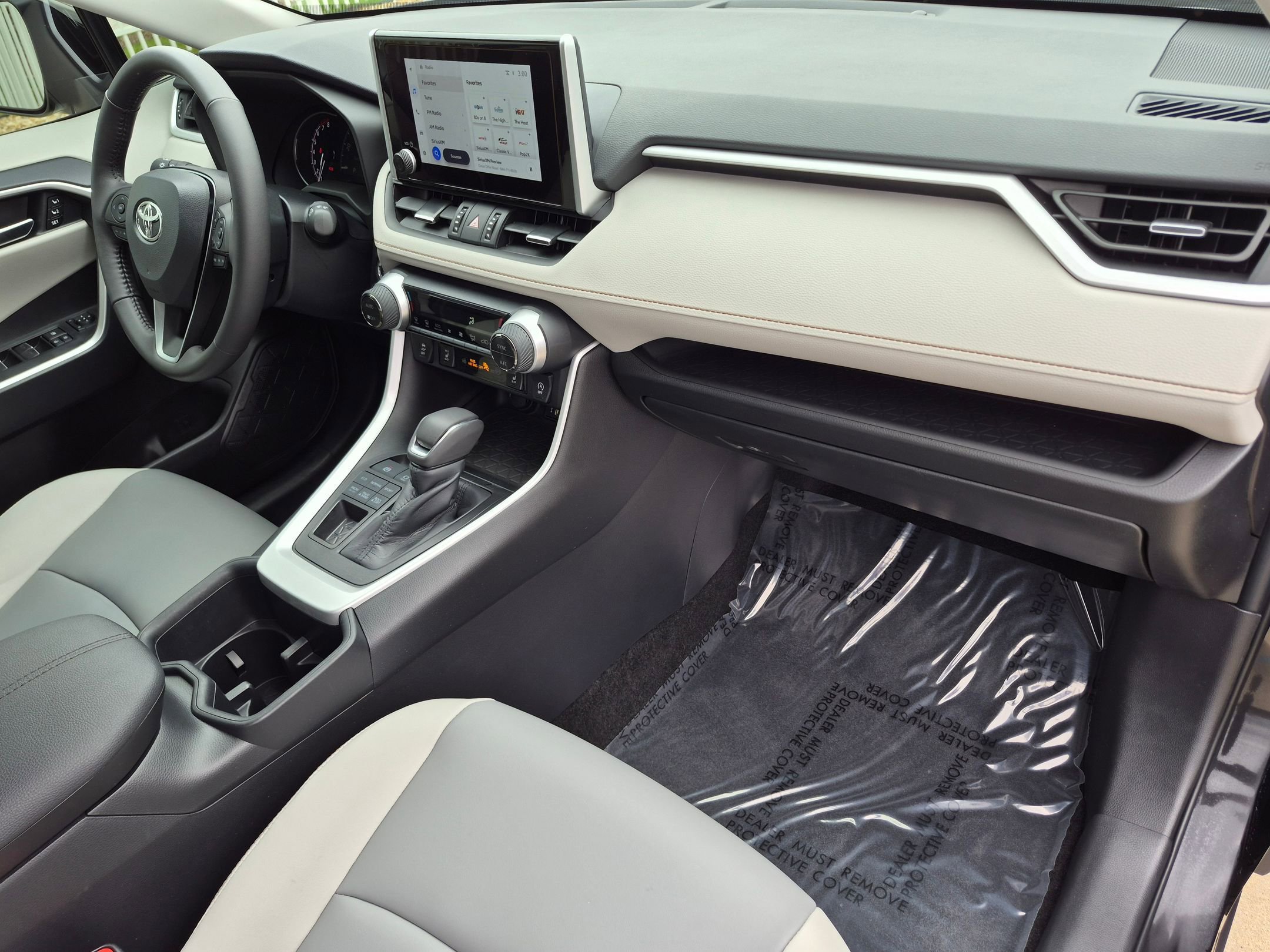 Used 2024 Toyota RAV4 XLE Premium w/ Weather Package image 29